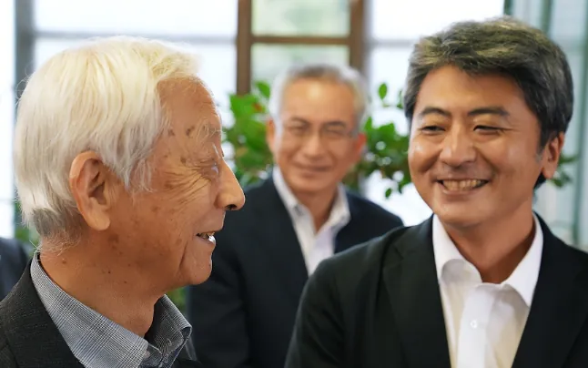 笑顔の仲條 楯一さんと壮一さん