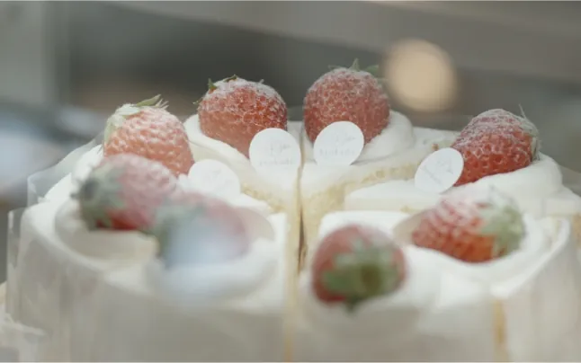 オリジナルデコレーションケーキも提供