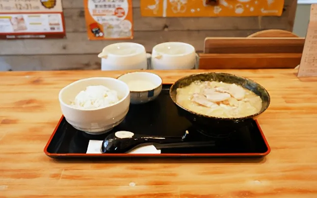 人気のとん汁定食