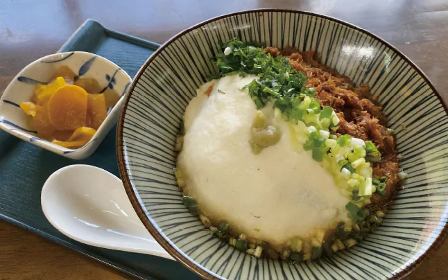 地元の名物・自然薯（じねんじょ）を使った自然薯丼