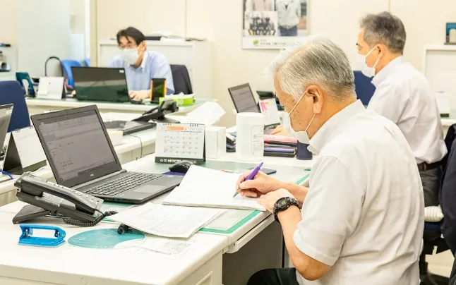 独自の支援手法として「ネームクリア」方式を実施