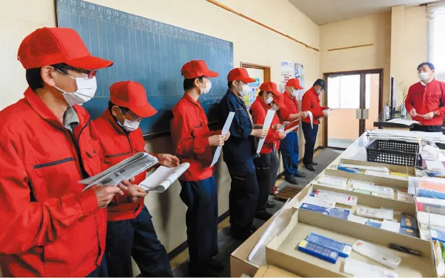 山下新社長に代わり、ミーティングを頻繁に行うようになった。従業員らはトップの顔を見る機会が増え、安心して作業に従事できるようになった